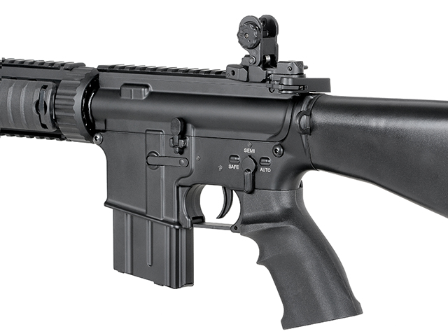 110-round Steel AR-15/M4 Magazine - Black [Double Bell]