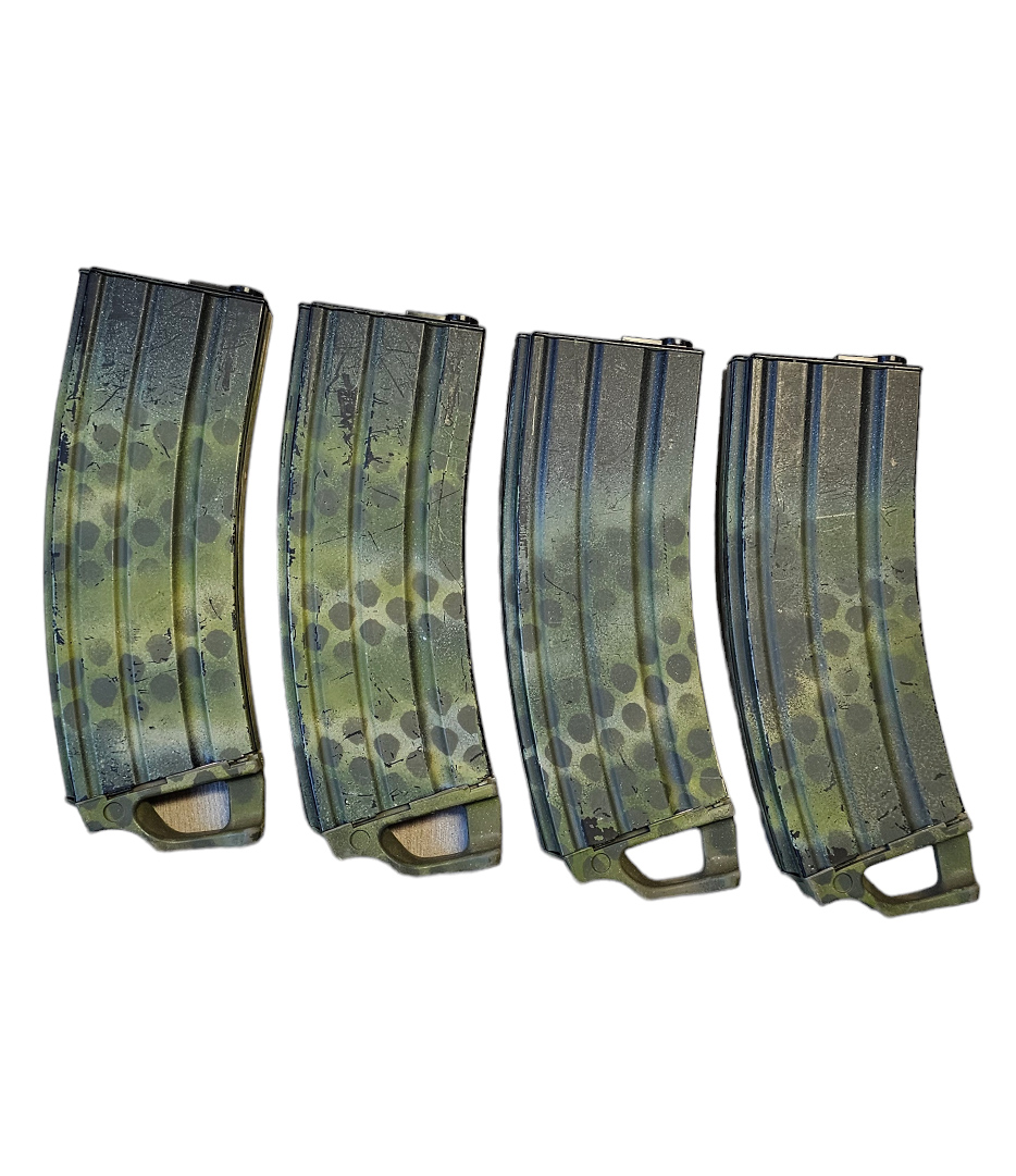 4x Metallinen M16/M4 Midcap lipas, Maalattu - KÄYTETTY