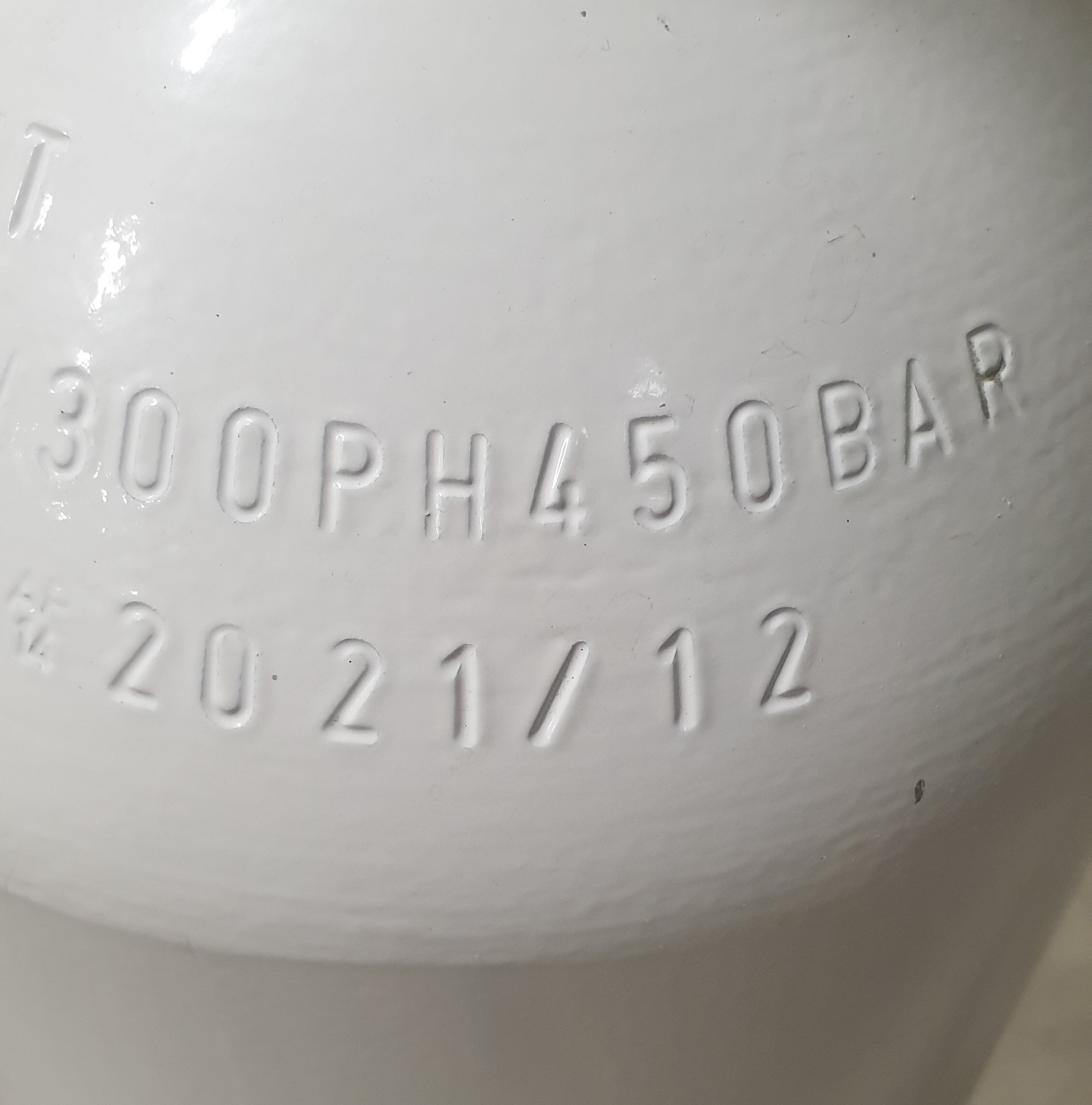 20L 300BAR Paineilmapullo + venttiili - KÄYTETTY 01/21
