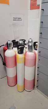 10L 300 bar Paineilmapullo + venttiili Leima 01/23 KÄYTETTY