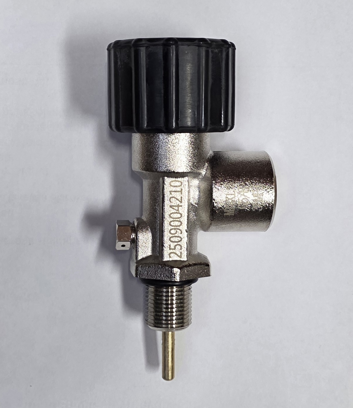 Venttiili 300 bar M18x1.5 kierre